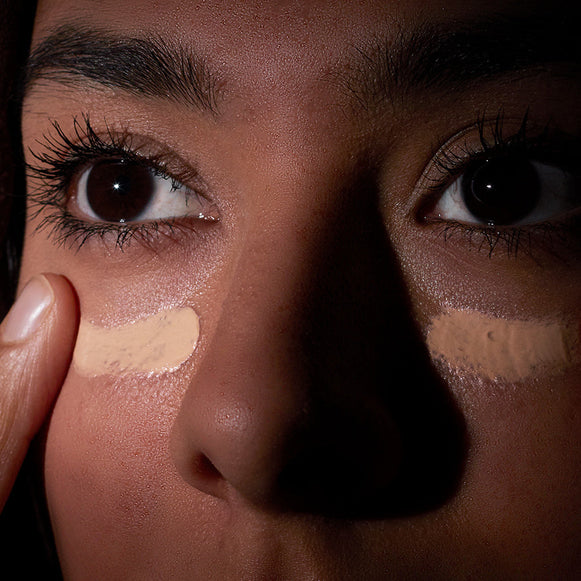 illuminating eye balm -hover-6